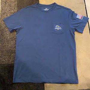 Boys large vineyard vines tshirt (size16)